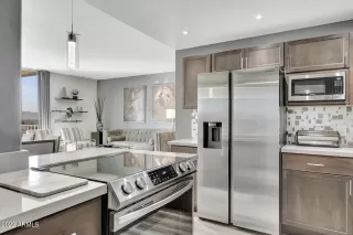 Photo #6: 6351693 Listing 