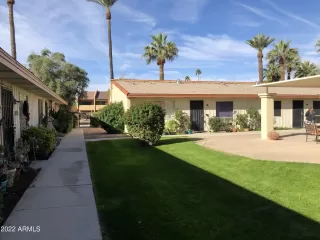 Photo #4: 6352078 Listing