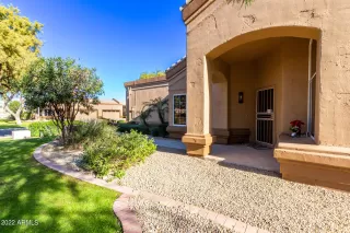 Photo #2: 6352205 Listing