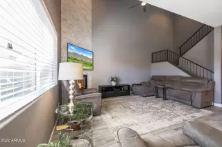 Photo #3: 6352300 Listing