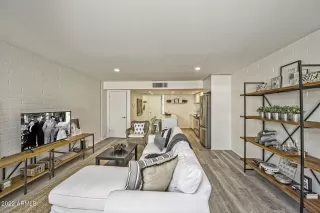 Photo #2: 6352312 Listing