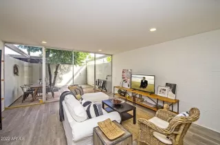 Photo #3: 6352312 Listing