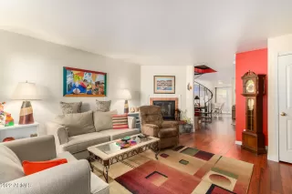 Photo #2: 6352317 Listing