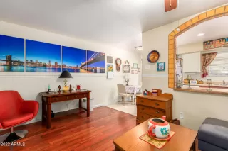 Photo #5: 6352317 Listing