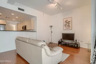 Photo #3: 6352354 Listing 