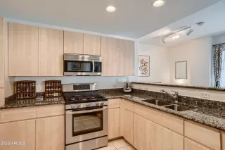 Photo #6: 6352354 Listing 