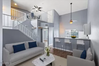 Photo #2: 6352477 Listing 