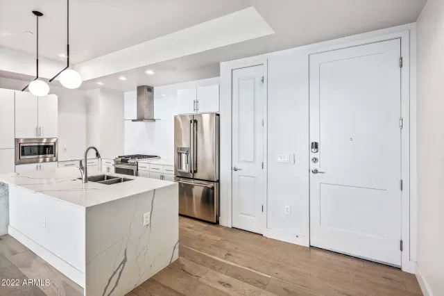 MLS: 6352566 Condo For Sale