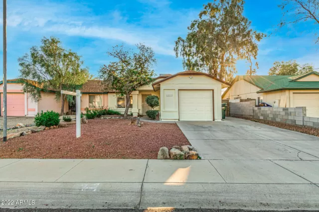 MLS: 6352894 Condo For Sale