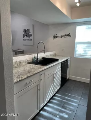 Photo #6: 6353070 Listing