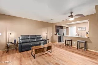 Photo #4: 6353097 Listing