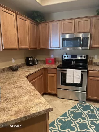 Photo #6: 6353136 Listing