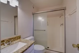 Photo #6: 6353272 Listing 