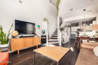 Photo #4: 6353309 Listing 