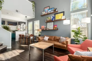 Photo #5: 6353309 Listing 