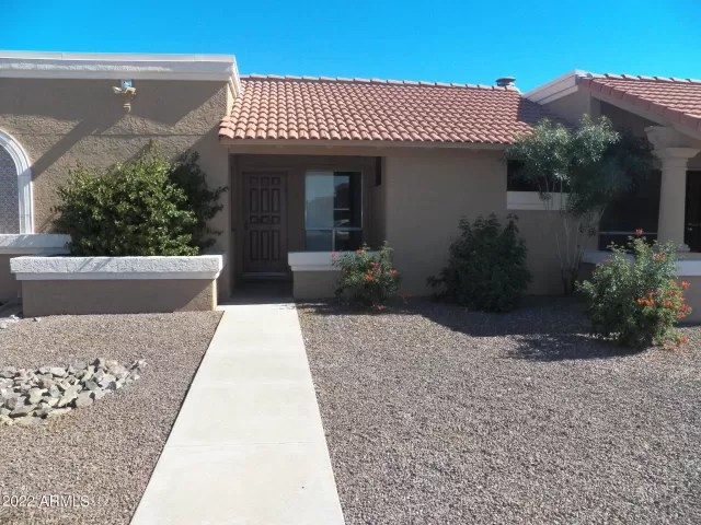 MLS: 6353328 Condo For Sale