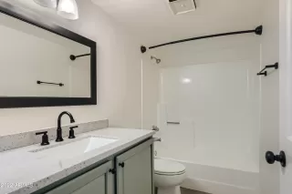 Photo #5: 6353410 Listing 