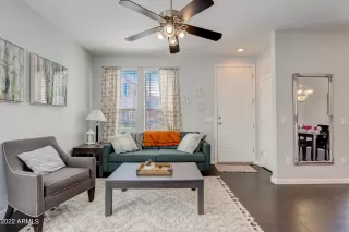 Photo #5: 6353576 Listing 