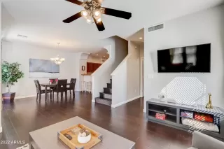 Photo #6: 6353576 Listing 