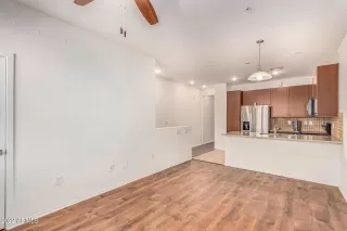 Photo #6: 6353671 Listing