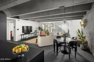 Photo #2: 6353710 Listing