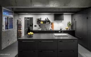 Photo #5: 6353710 Listing