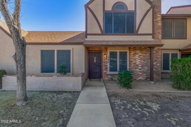 MLS: 6353732 Condo For Sale