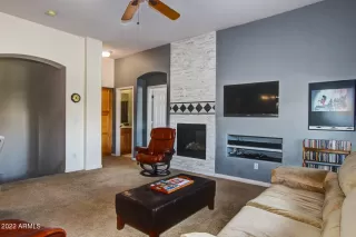 Photo #3: 6353735 Listing