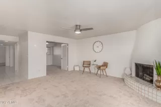 Photo #5: 6353849 Listing