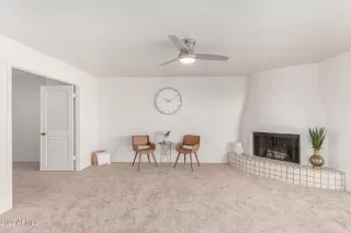 Photo #6: 6353849 Listing