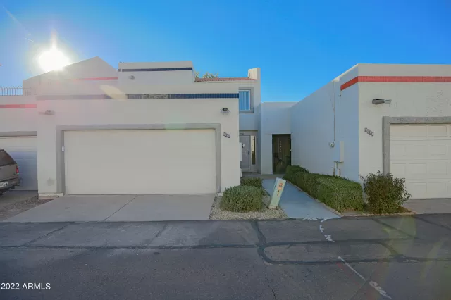 MLS: 6353861 Condo For Sale