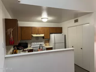 Photo #6: 6353968 Listing 