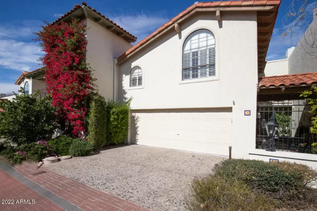 MLS: 6354001 Condo For Sale