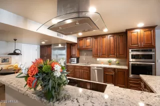Photo #2: 6354001 Listing 