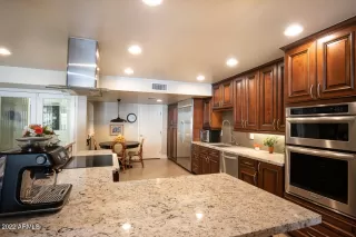Photo #3: 6354001 Listing 