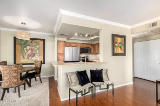 Photo #6: 6354027 Listing