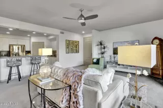 Photo #2: 6354265 Listing