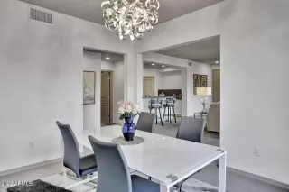 Photo #5: 6354265 Listing