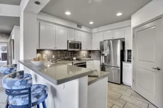 Photo #6: 6354265 Listing