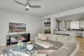 Photo #4: 6354266 Listing