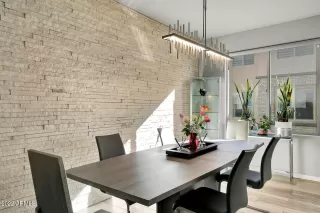 Photo #6: 6354266 Listing