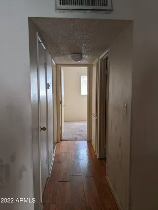 Photo #5: 6354499 Listing