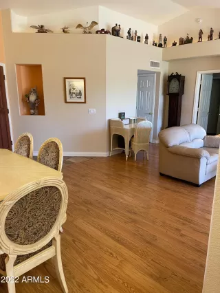 Photo #5: 6354577 Listing