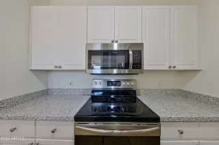 Photo #4: 6354651 Listing