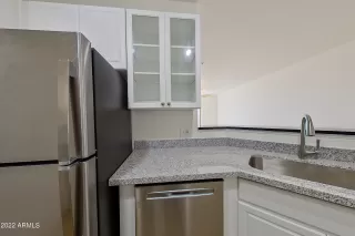 Photo #5: 6354651 Listing