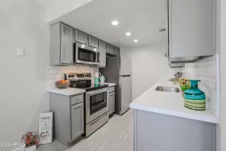 Photo #2: 6354847 Listing 