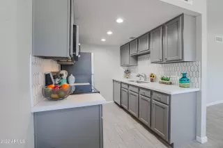 Photo #3: 6354847 Listing 