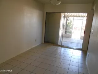 Photo #5: 6354905 Listing