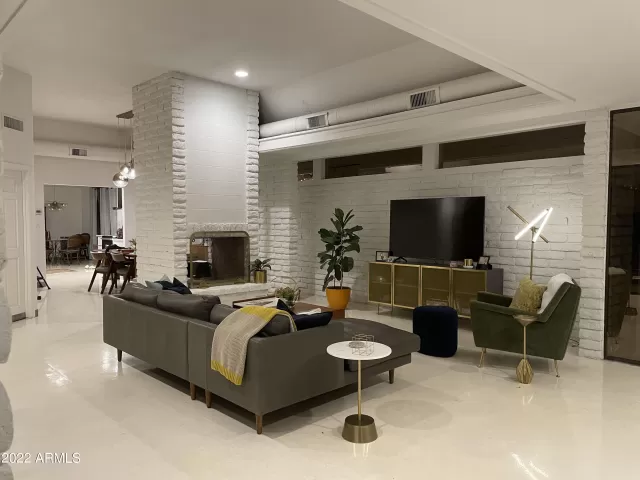 MLS: 6354944 Condo For Sale