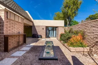 Photo #5: 6354944 Listing